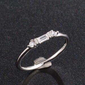 🎁 Silver White Chic Rectangle Round Gems Dainty Ring for Women, VIP179